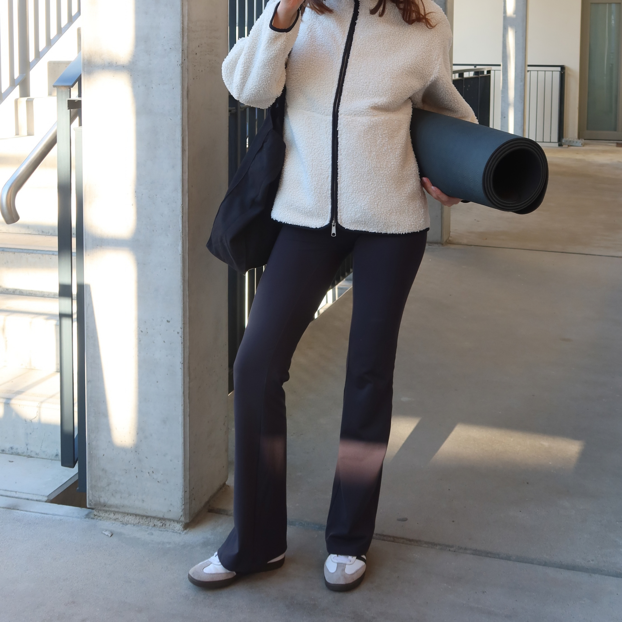 Asana Flared Legging - Ninepine