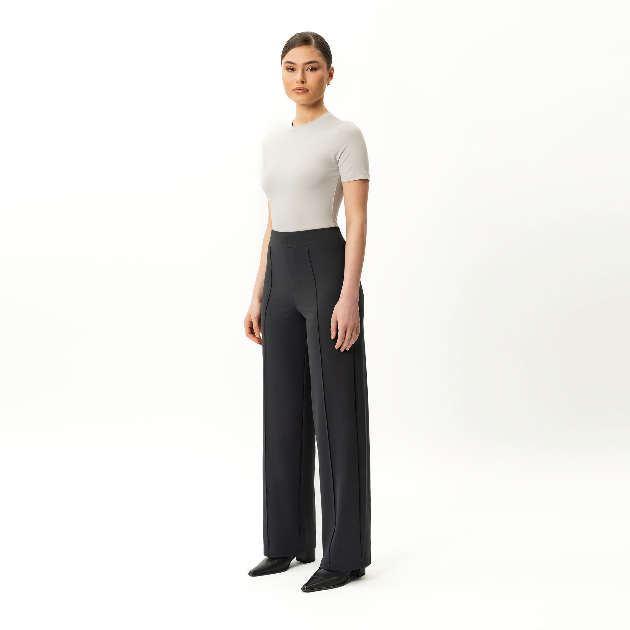 Asana Relaxed Front Crease Pant - Ninepine