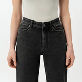 Relaxed ComfortDenim™ Jeans - Ninepine