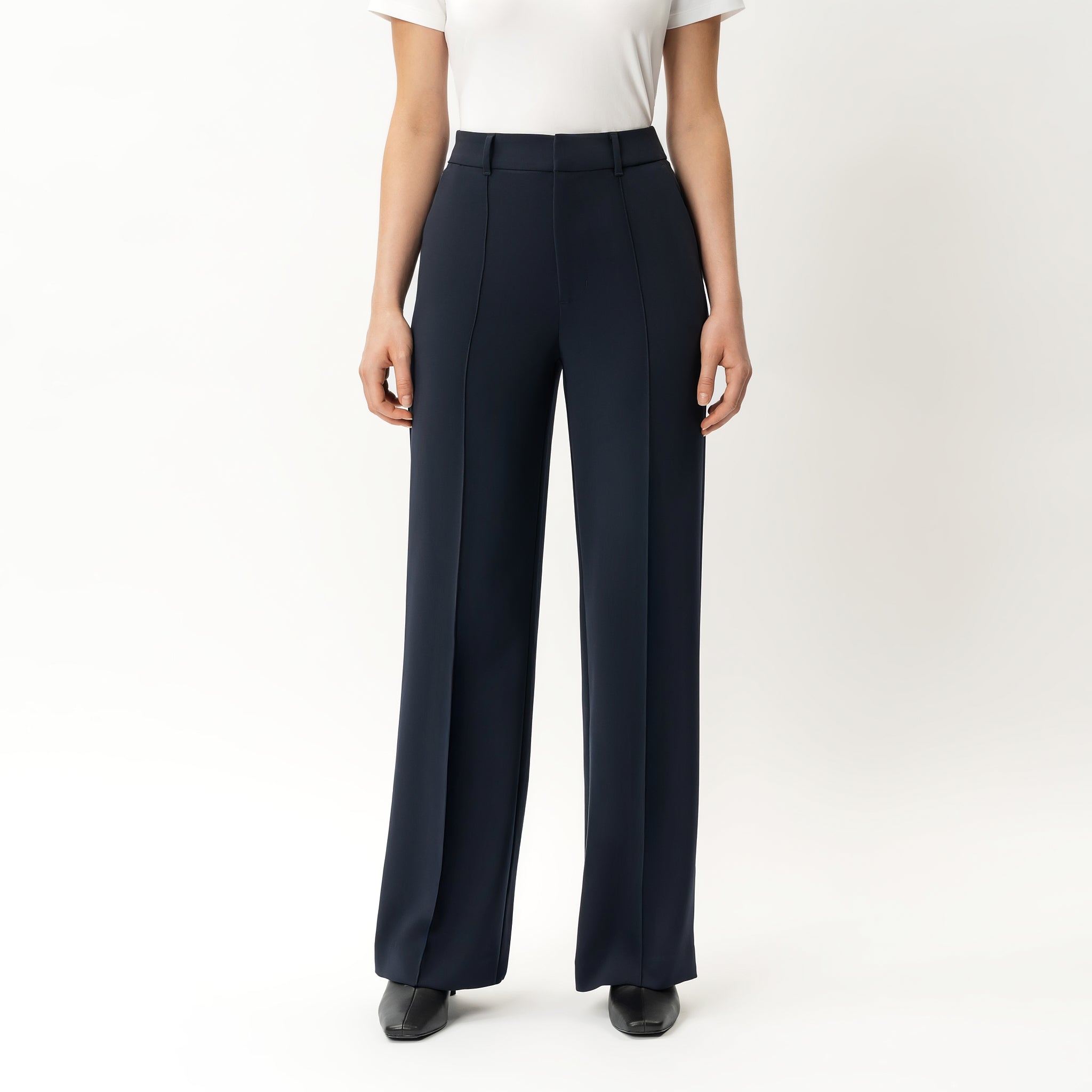 Height: 171 cm | Length: 32" | Size: XS / Height: 5'7" | Length: 32" | Size: XS